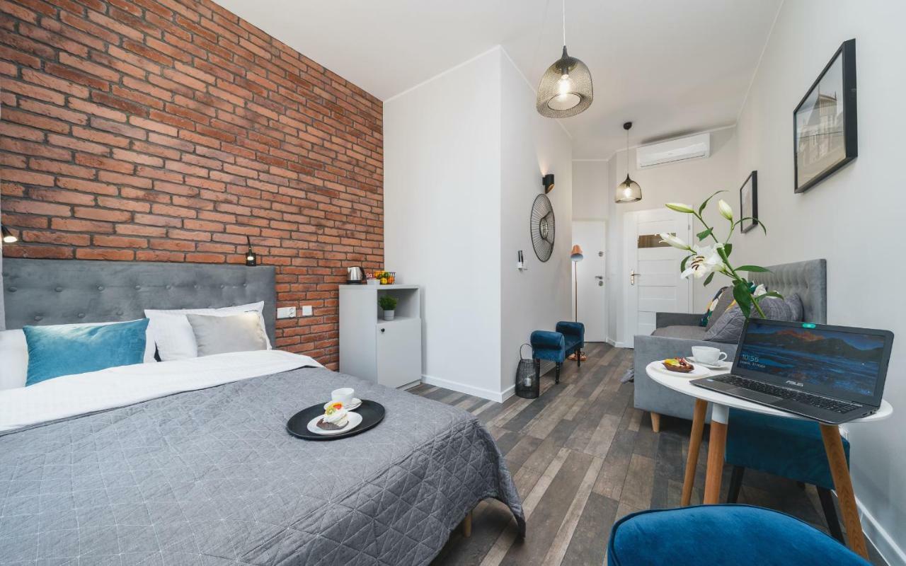 Liv Apartments Old Town Krakau Buitenkant foto